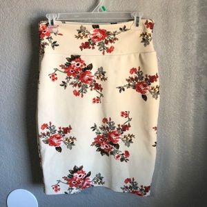 LuLaRoe Cassie Pencil Skirt (small)